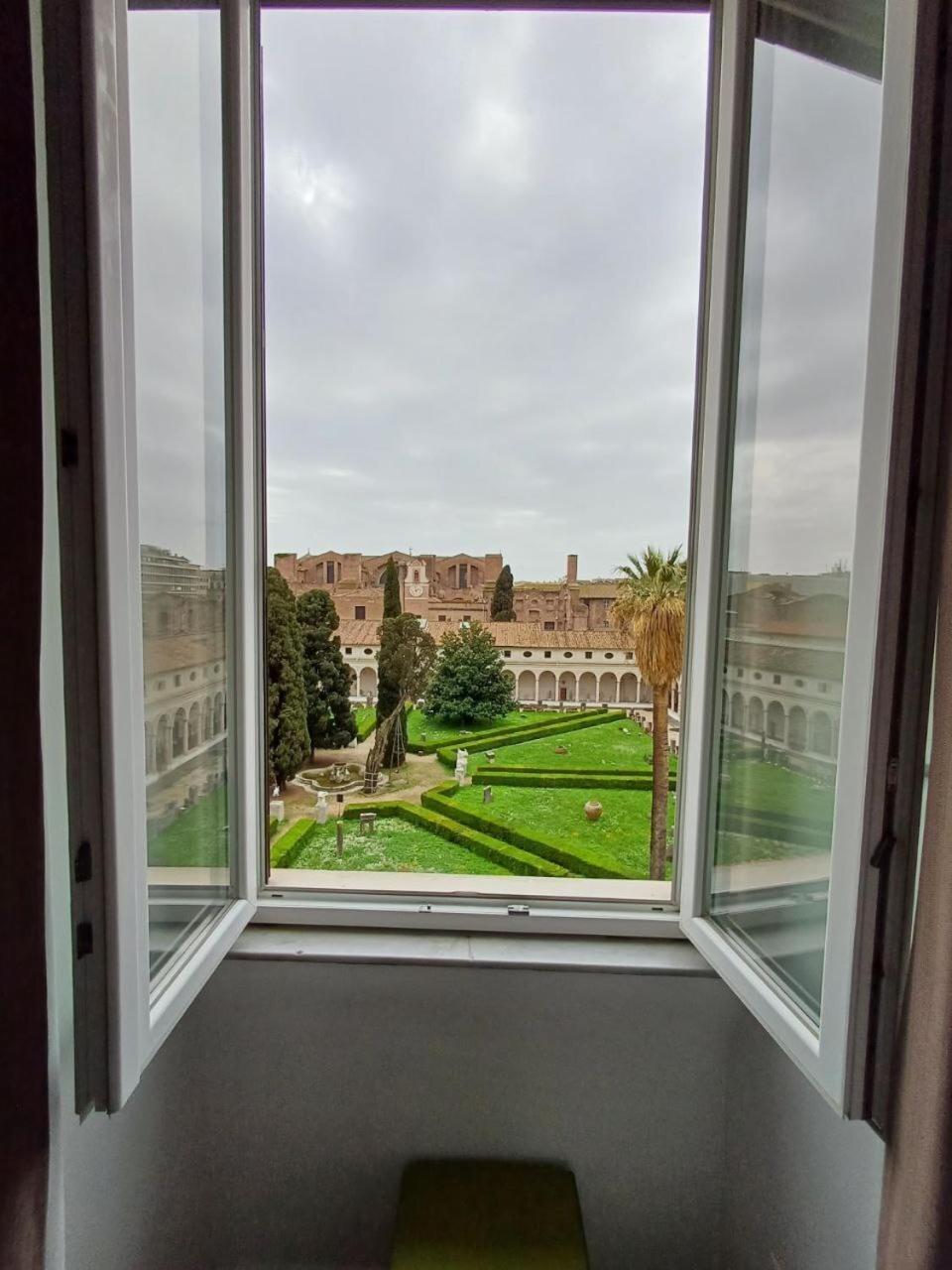 Guest house X2 Con Splendida Vista Sulle Terme Di Diocleziano E Sul Chiostro Di Michelangelo